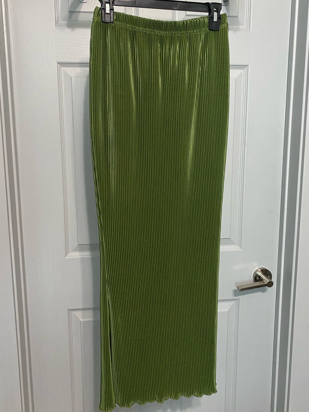 SHEIN Olive Pleated Maxi Skirt